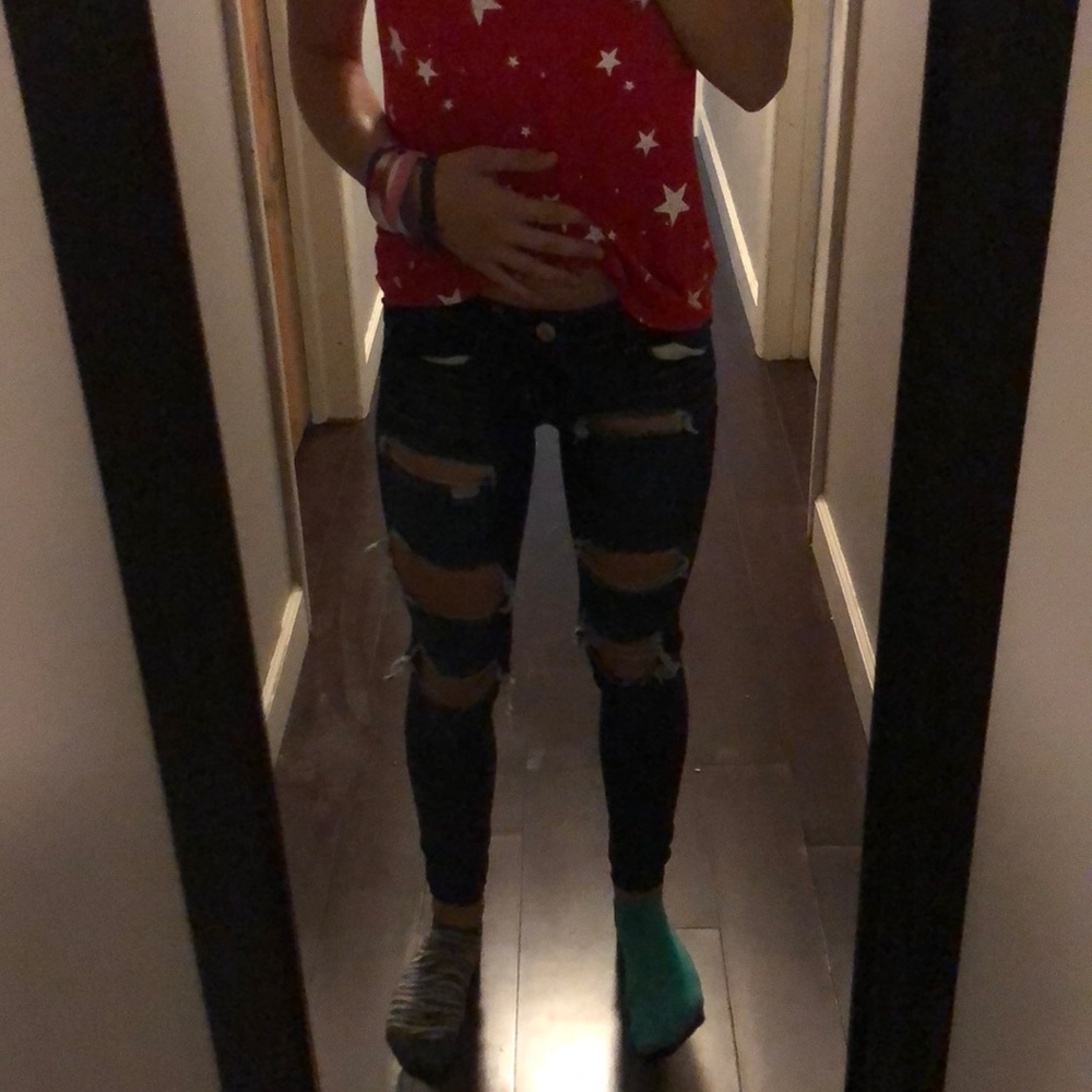american eagle ripped jeans